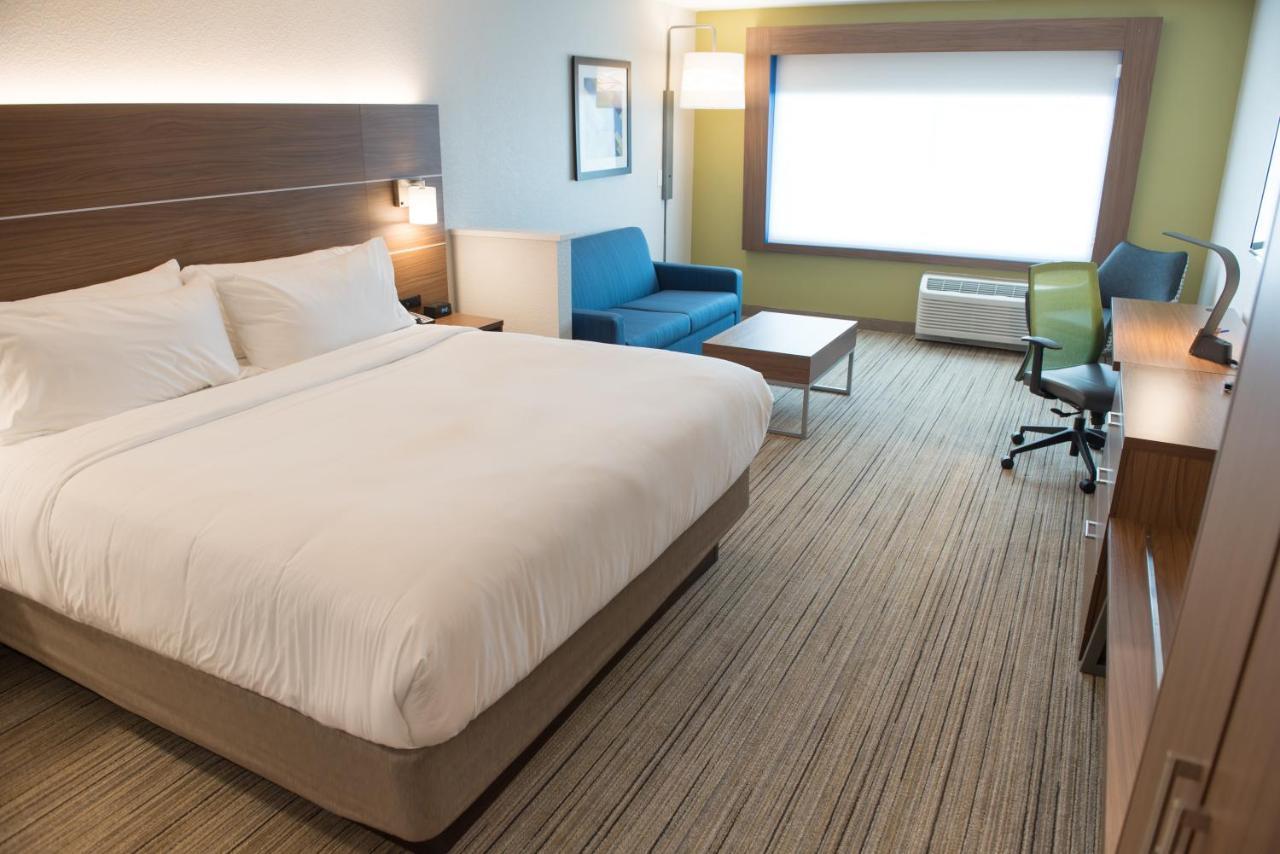 Holiday Inn Express & Suites - Merrillville By Ihg Bagian luar foto