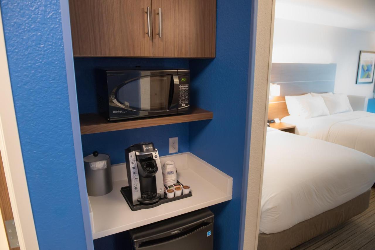 Holiday Inn Express & Suites - Merrillville By Ihg Bagian luar foto