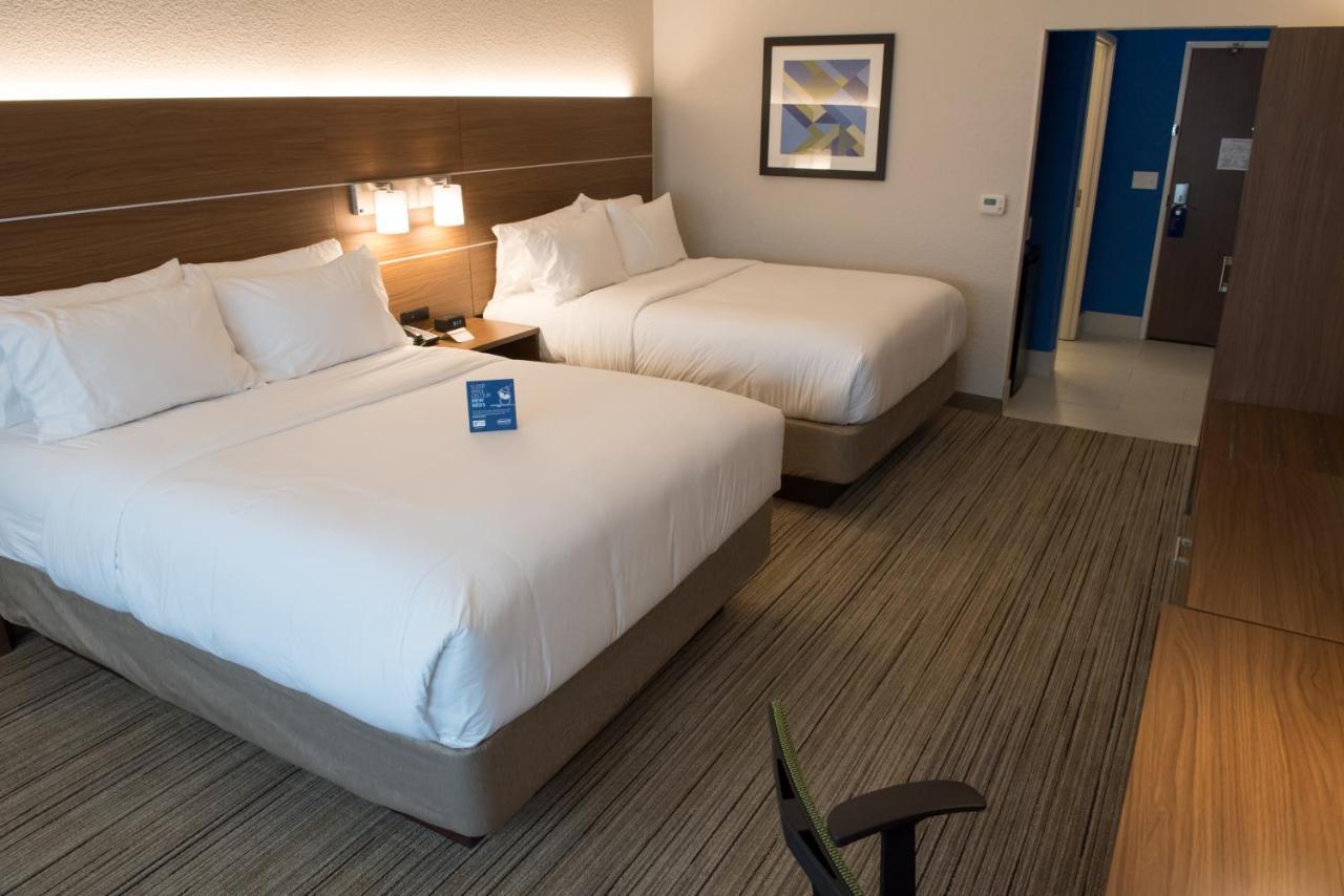 Holiday Inn Express & Suites - Merrillville By Ihg Bagian luar foto